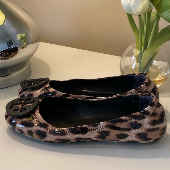 Tory Burch Minnie Travel Flat in Leopard - Picture 3 of 8